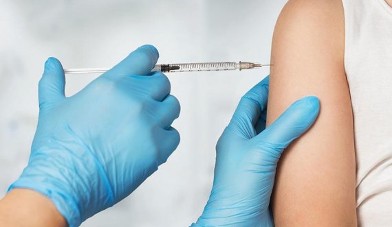  Të vaksinuarit plotësisht janë 3 herë më pak të rrezikuar nga Covid se personat e pavaksinuar 