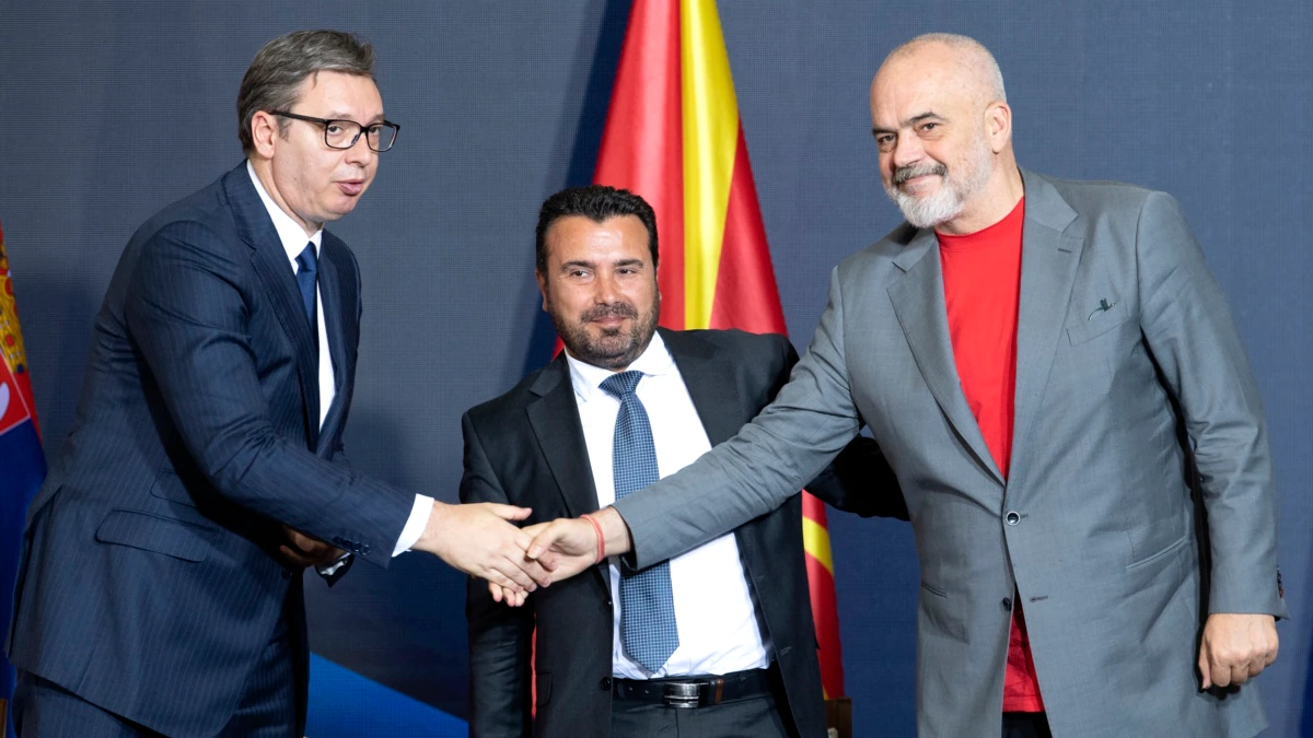 Ballkani u hap në Shqipëri për Serbinë e Millosheviçit, Andriqit, Cubriloviçit, Vuçiqit dhe për Bregoviçin e Cecan e Arkanit!