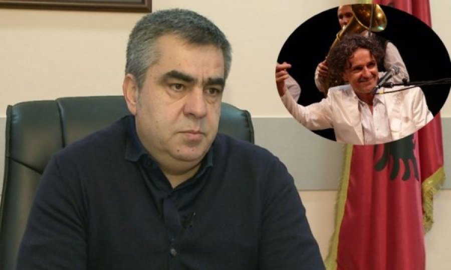  Zyrtari i lartë nga Shqipëria i uron mirëseardhje këngëtarit serb, fajëson kosovarët për qasjen ndaj tij 