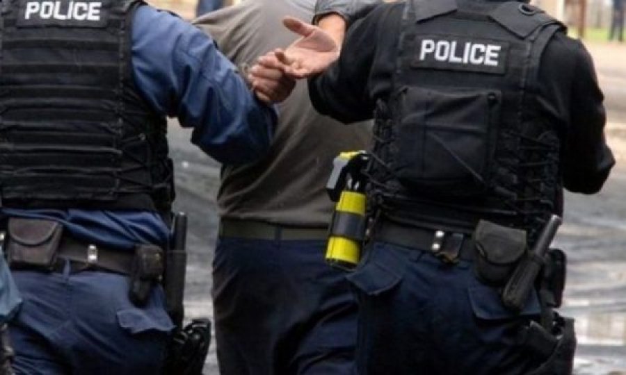  IPK arreston zyrtarin policor të dyshuar për keqtrajtim gjatë ushtrimit të detyrës zyrtare 