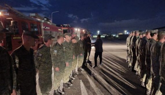 Pjesëtarë të FSK’së u nisën drejt Shqipërisë për të ndihmuar në shuarjen e zjarreve