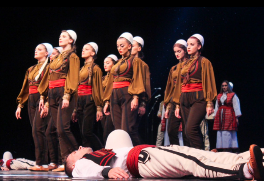 Ansambli nacional shkëlqeu në koncertin dhe në premierën “Vallja e paqes” 