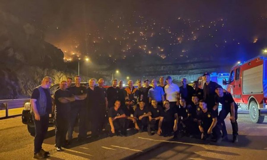  Sveçla fotografi me pamje nga zjarri në Kalimash, thotë se e pa në sy të zjarrfikësve dashurinë për Shqipërinë 
