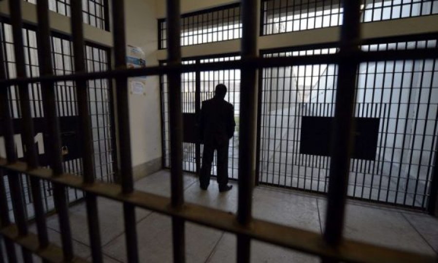 KMDLNJ kërkon që të lirohen nga vuajtja e dënimit të burgosurit me sëmundje të pashërueshme
