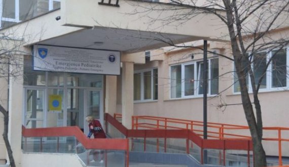 Tre fëmijë me COVID-19 po trajtohen në Pediatri, njëri në gjendje më të rëndë