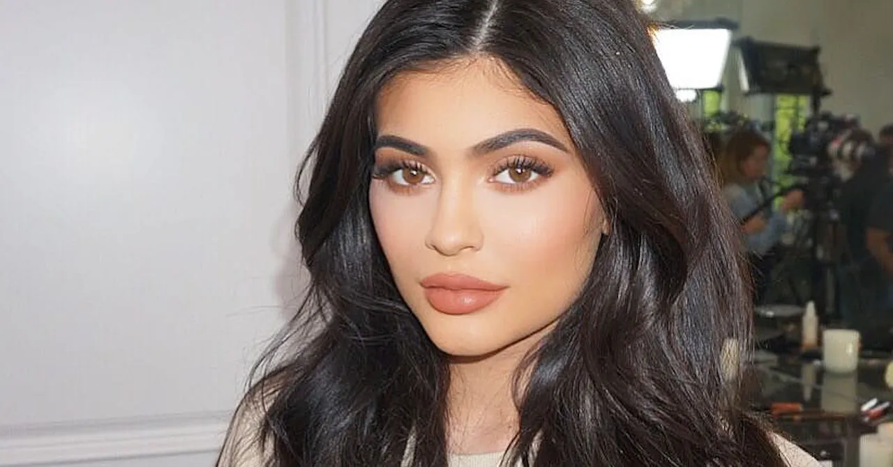 Kylie Jenner bën paraqitjen e parë publike pasi konfirmoi shtatzëninë