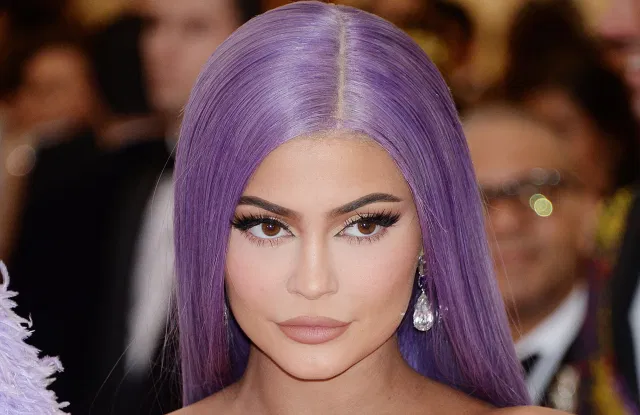 Kylie Jenner me poza marramendëse për ditëlindjen e saj të 24-të