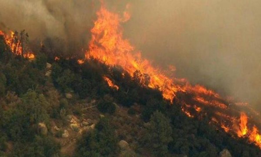 Shënohet vdekja e dytë nga zjarret në Shqipëri