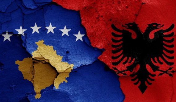 Shqipëria dhe Kosova janë një, nuk guxojnë të përqahen!