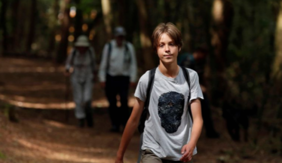  Djaloshi 11 vjeç niset këmbë për të bërë mbi 330 kilometra: Dua ta shpëtoj planetin 