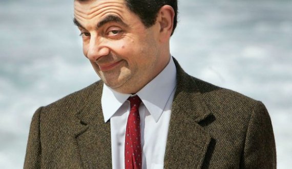  Me flokë të gjata dhe të thinjura, kështu duket aktualisht “Mr.Bean” 