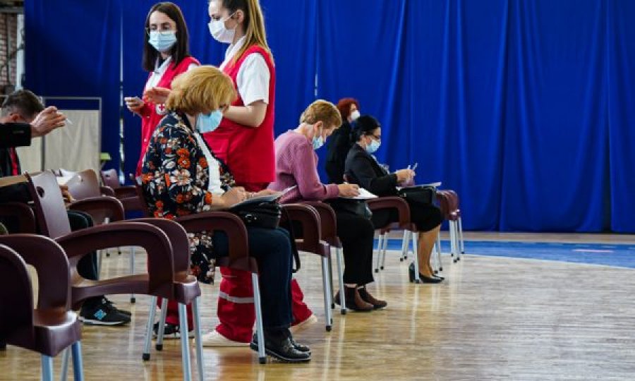 Ky shtet europian vendos rregulla për kosovarët që s’janë vaksinuar