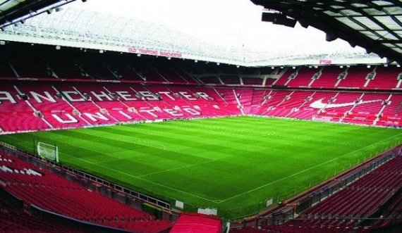 Manchester United e fillon sot edicionin e ri në Premier League, e pret rivalin e madh në “Old Trafford”