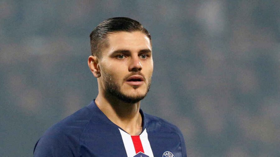 Icardi publikon një foto nudo të Wandas në shtrat