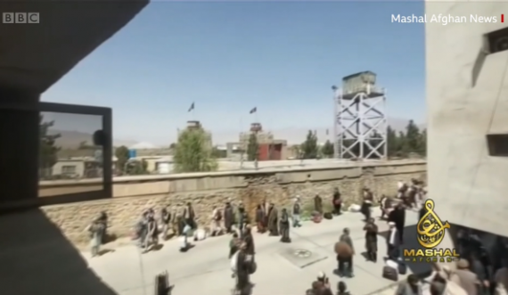 Forcat talebane lirojnë nga burgjet në Kabul të dënuarit talebanë