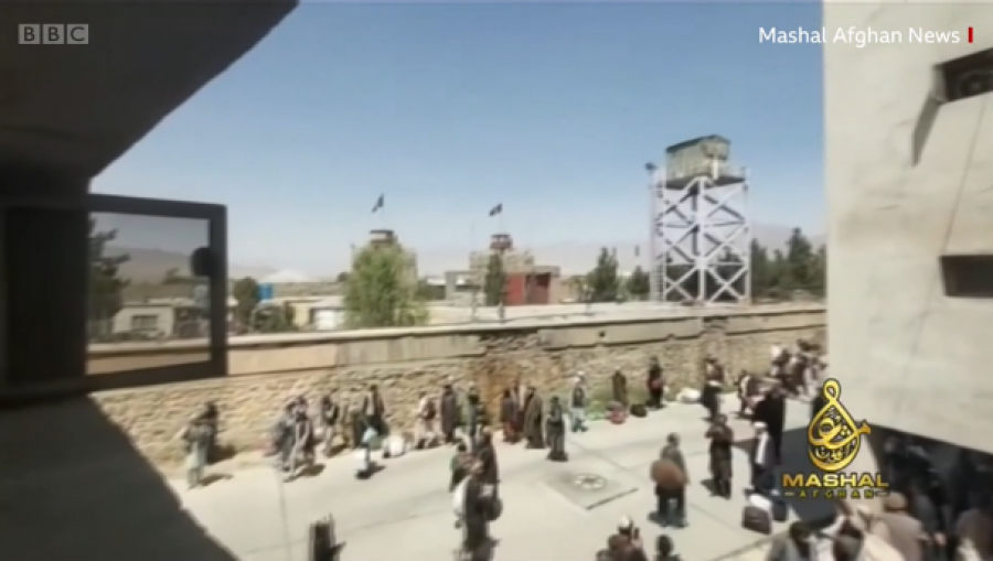 Forcat talebane lirojnë nga burgjet në Kabul të dënuarit talebanë
