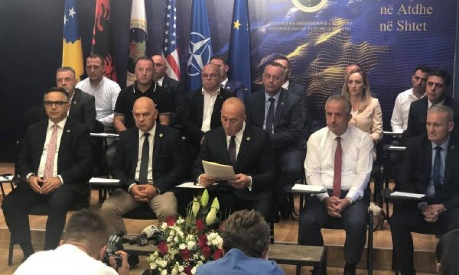  Ramush Haradinaj prezanton 21 kandidatët për kryetarë komunash 