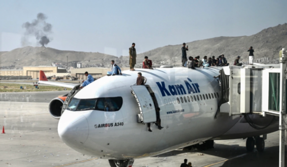 Kjo është situata në aeroportin e Kabulit një ditë pas skenave kaotike