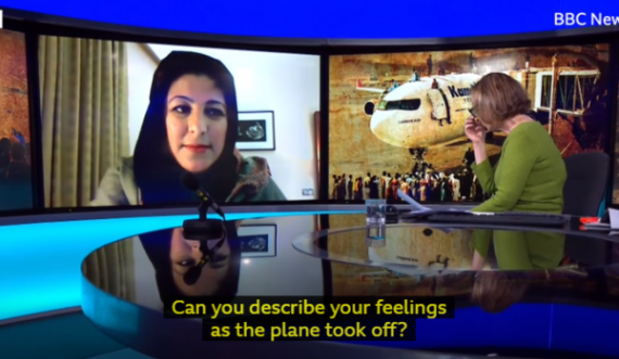 “Filluam të qajmë shumë”, rrëfimi i biznesmenes afgane pasi iku nga Afganistani me aeroplan ushtarak