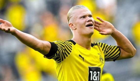  Trajneri i Dortmundit: “Haaland mund të qëndrojë edhe pas 2022” 