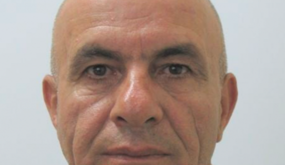 Nëse e shihni këtë person lajmërojeni menjëherë policinë