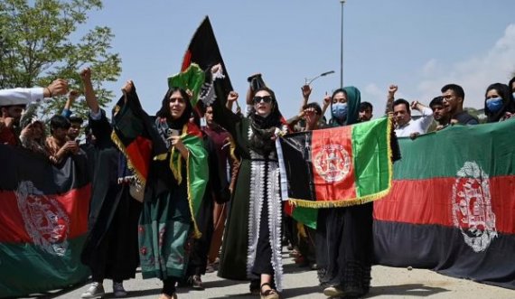 Gratë udhëheqin protestat ndaj talebanëve në Afganistan