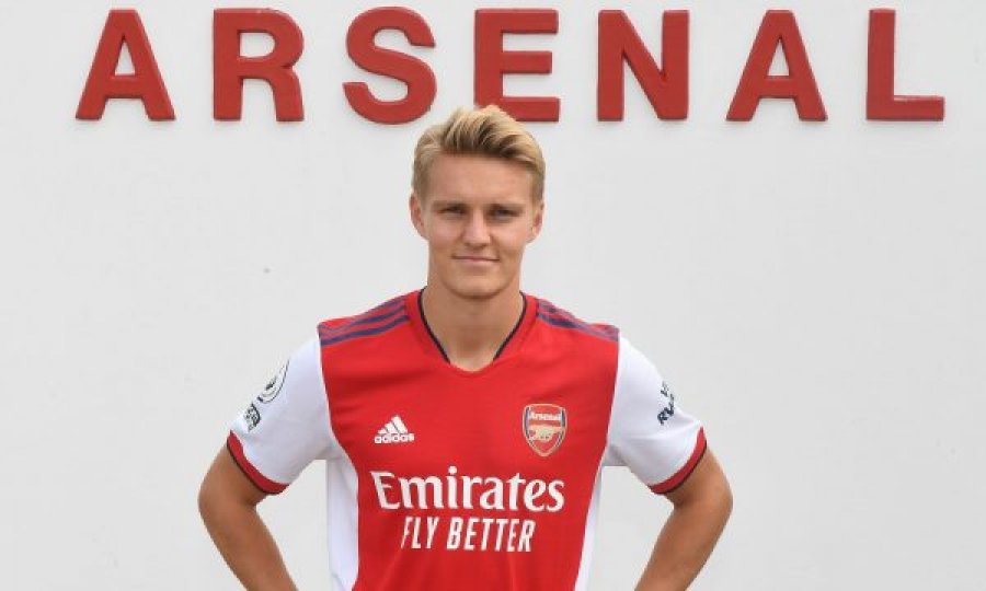  ZYRTARE: Arsenali e transferon Odegaardin 