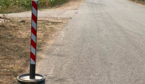 Komuna e Vushtrrisë investon me ndërtimin trotuarit afër shkollave