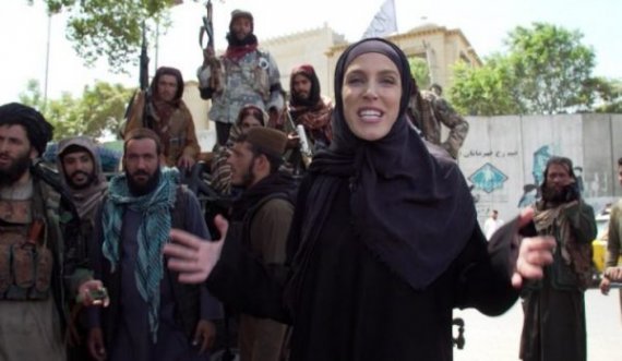  Gazetarja e CNN-it largohet me 300 afganë nga Kabuli: Nuk jam sy patrembur, frikësohesha çdo ditë 