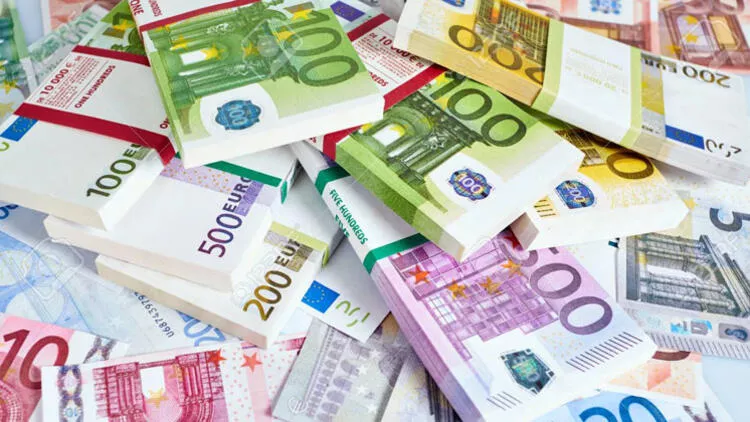  Zyrtari i bankës në Mitrovicë raporton se janë deponuar 1400 euro që dyshohet se janë të falsifikuara 
