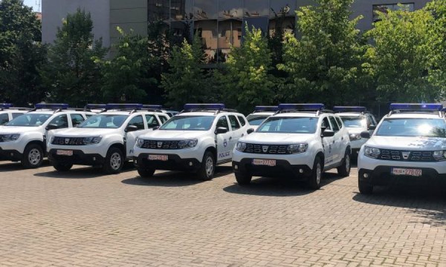  Policia e Kosovës merr 20 vetura donacion nga Gjermania 