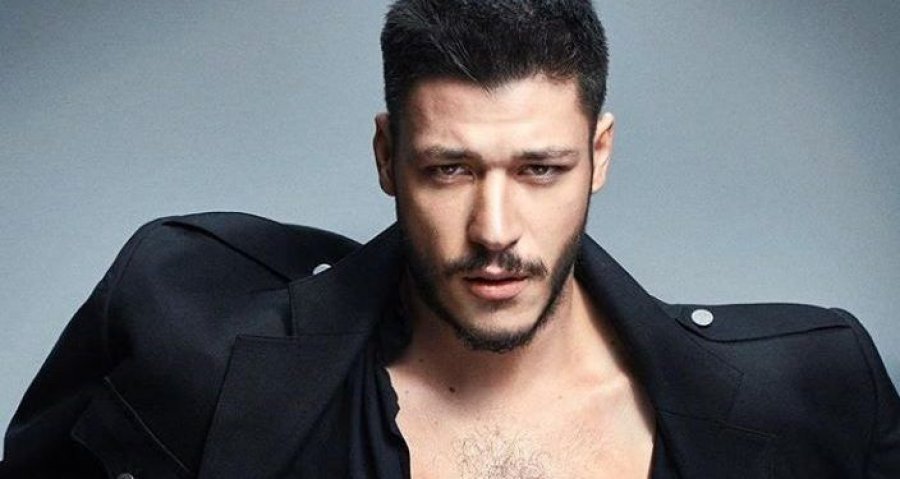 Aktori i njohur turk përfundon në spital me 12 qepje në kokë 