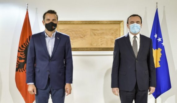 Kurti pret në takim Veliajn, diskutojnë për pandeminë dhe procesin e vaksinimit në të dy shtetet