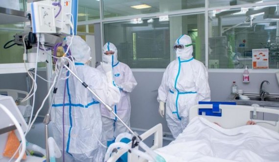  12 orë punë në luftën për të shpëtuar jetë, situatë e rëndë me pandeminë në Kosovë 