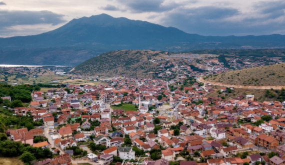 Njihuni me fshatin më të madh kosovar 