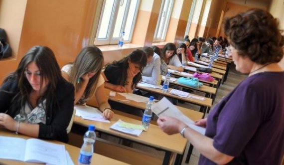 Rreth 7 mijë maturantë i nënshtrohen Provimit të Maturës Shtetërore