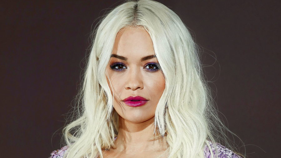 Rita Ora fotografohet në Los Angeles, thuhet se po shikon të blejë shtëpi në Hollywood