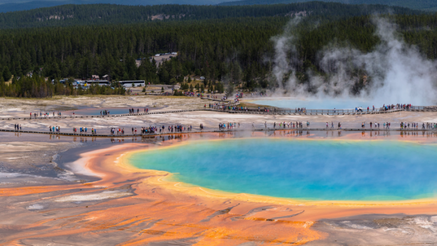  Eci në ujërat termale të Parkut Yellowstone, 26 vjeçarja dënohet me 7 ditë burg 