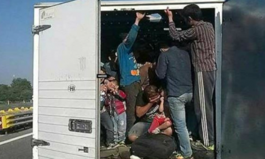  Tre raste të futjes ilegale të emigrantëve nga Siria në 24 orët e fundit në Kosovë 