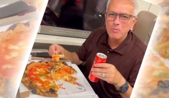 Mourinho e feston fitoren e Romës me picë dhe Coca-cola