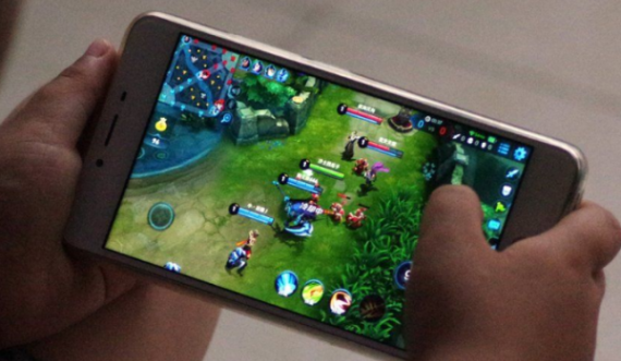  Kina ua kufizon fëmijëve video-lojërat në vetëm një orë në ditë 