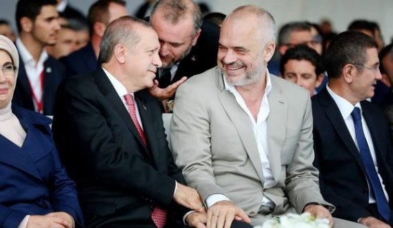  Mediat greke: Shqipëria po konverton Vorio Epirin në Islam me afganët, plan djallëzor Rama-Erdogan 