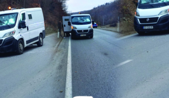 Arrestohet një i dyshuar për grabitjen e parave të bankës në rrugën Prishtinë-Gjilan