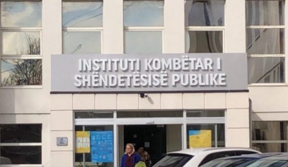 Punëtorët e IKSHPK’së në grevë, nuk kryejnë teste për COVID