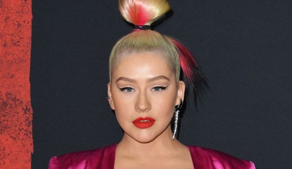 Christina Aguilera shpallet ikonë e muzikës
