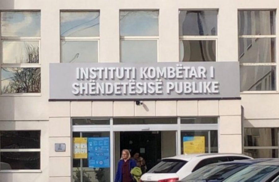 Punëtorët e IKSHPK’së në grevë, nuk kryejnë teste për COVID