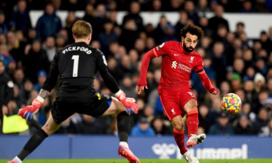 Salah reagon ndaj polemikave për Topin e Artë, pas një paraqitjeje mahnitëse kundër Evertonit