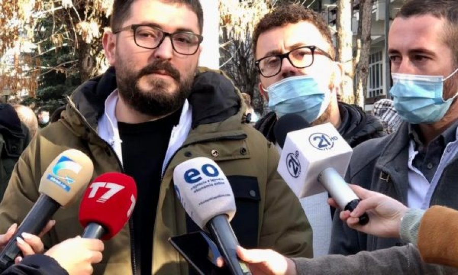 Protestojnë specializantët: Mjekët po ikin nga Kosova, momenti i fundit kur shteti duhet të reflektojë