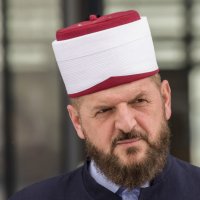 Shefqet Krasniqi mesazh Dimal Bashës: Kape shtagën dhe ruaj delet e lopët