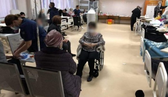 Grevat në spitale: Pacientët me kancer nuk marrin trajtim, presin me orë të tëra nëpër korridore
